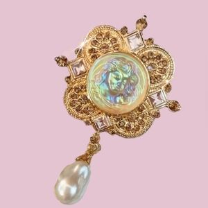 Baroque Angel Lady Iridescent Brooch